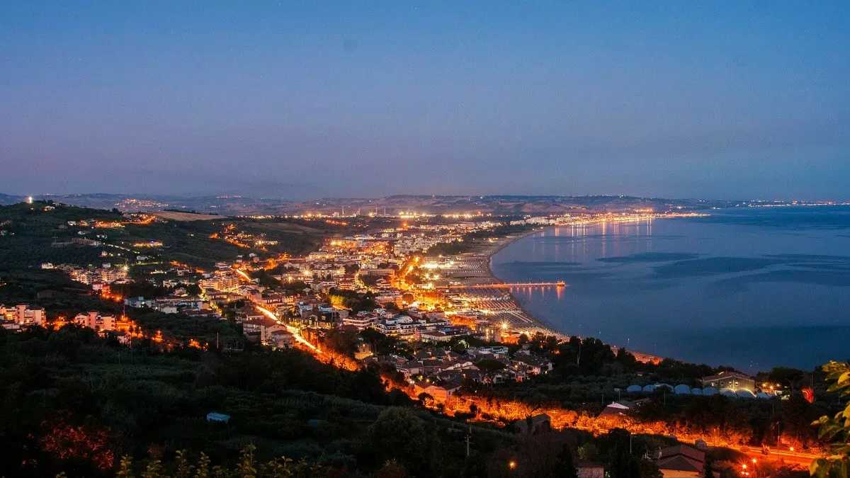 Vita notturna a Vasto: locali, eventi e divertimento serale